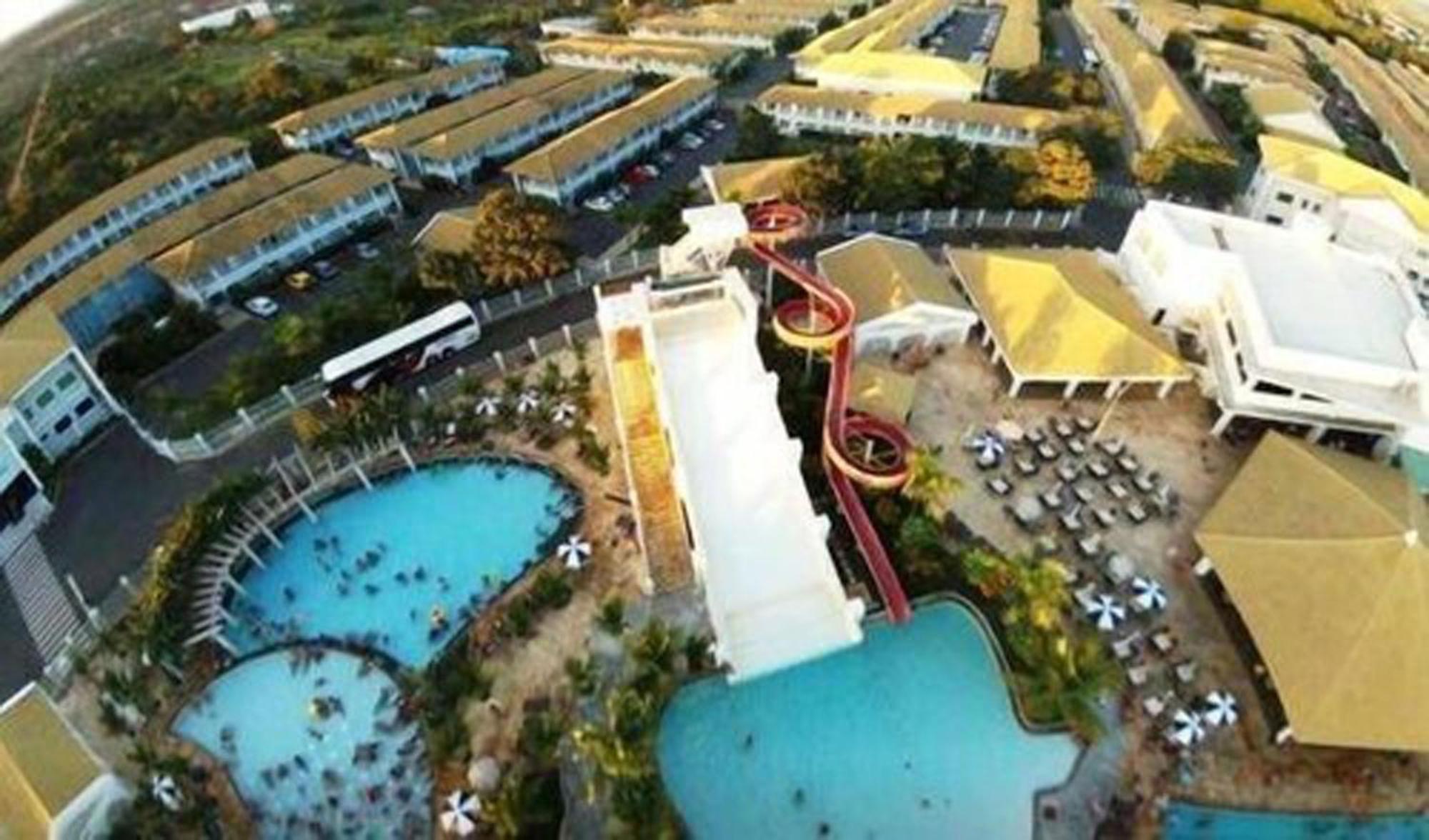 L'Acqua Diroma - Oficial - Piscinas 24 Horas Caldas Novas Dış mekan fotoğraf
